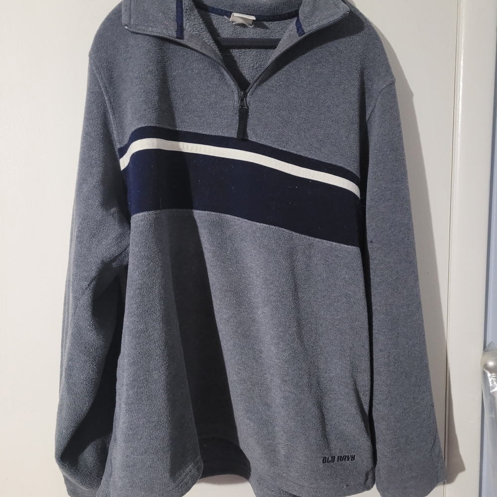 Old Navy Gray and Navy 1/4 Zip Fleece Pullover